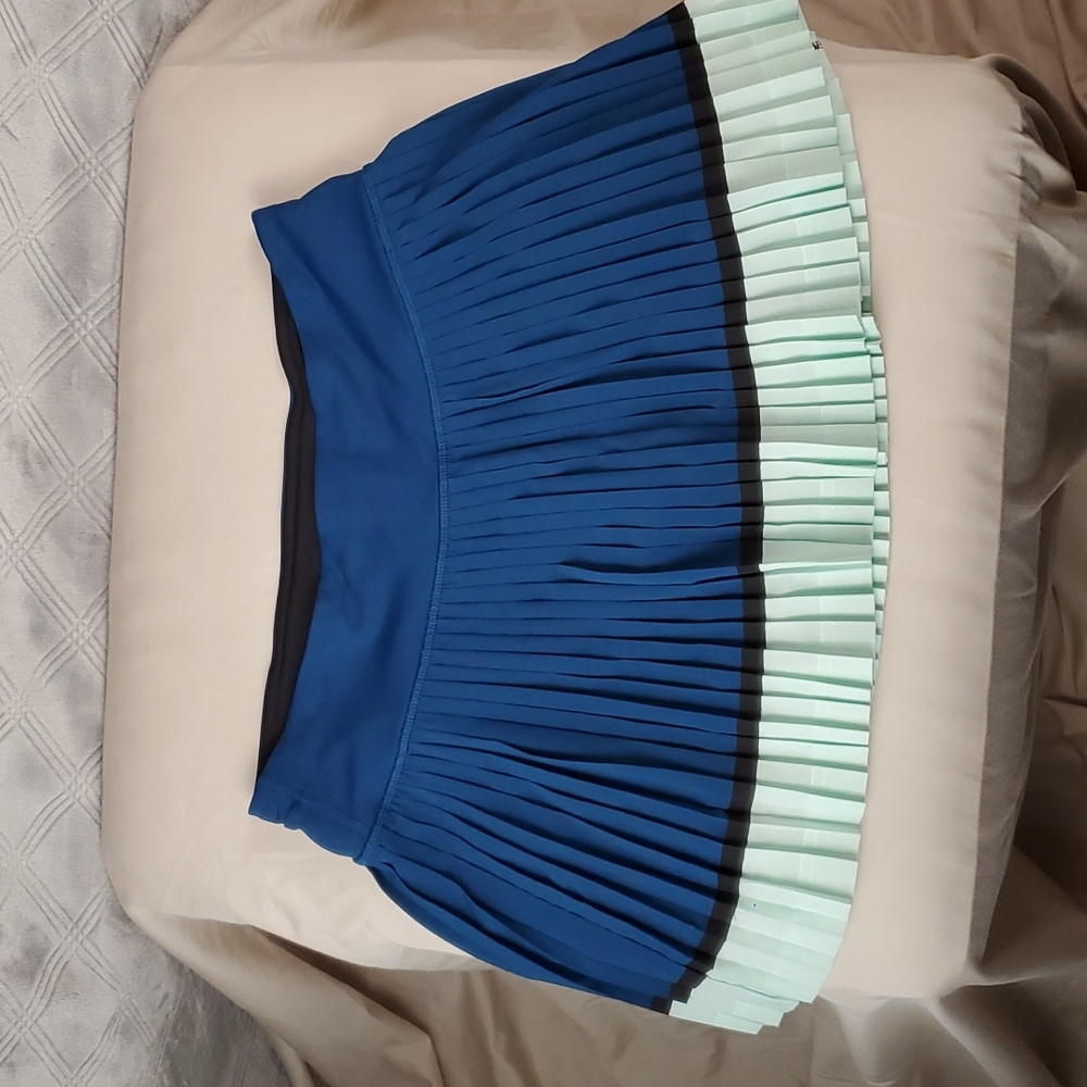 Lululemon Athletica skirt